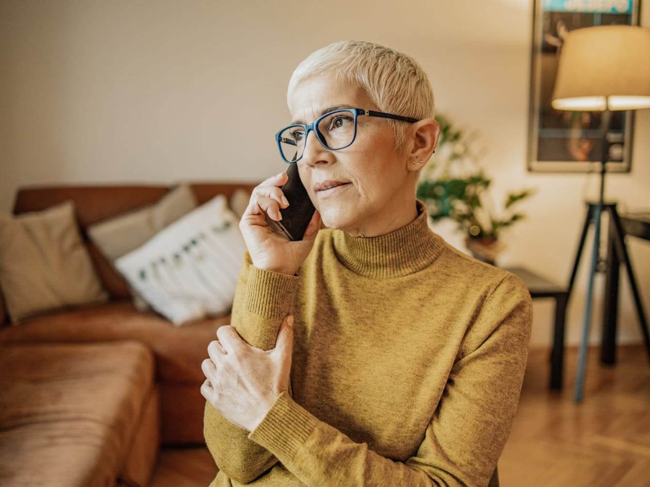 lady speaking on her phone