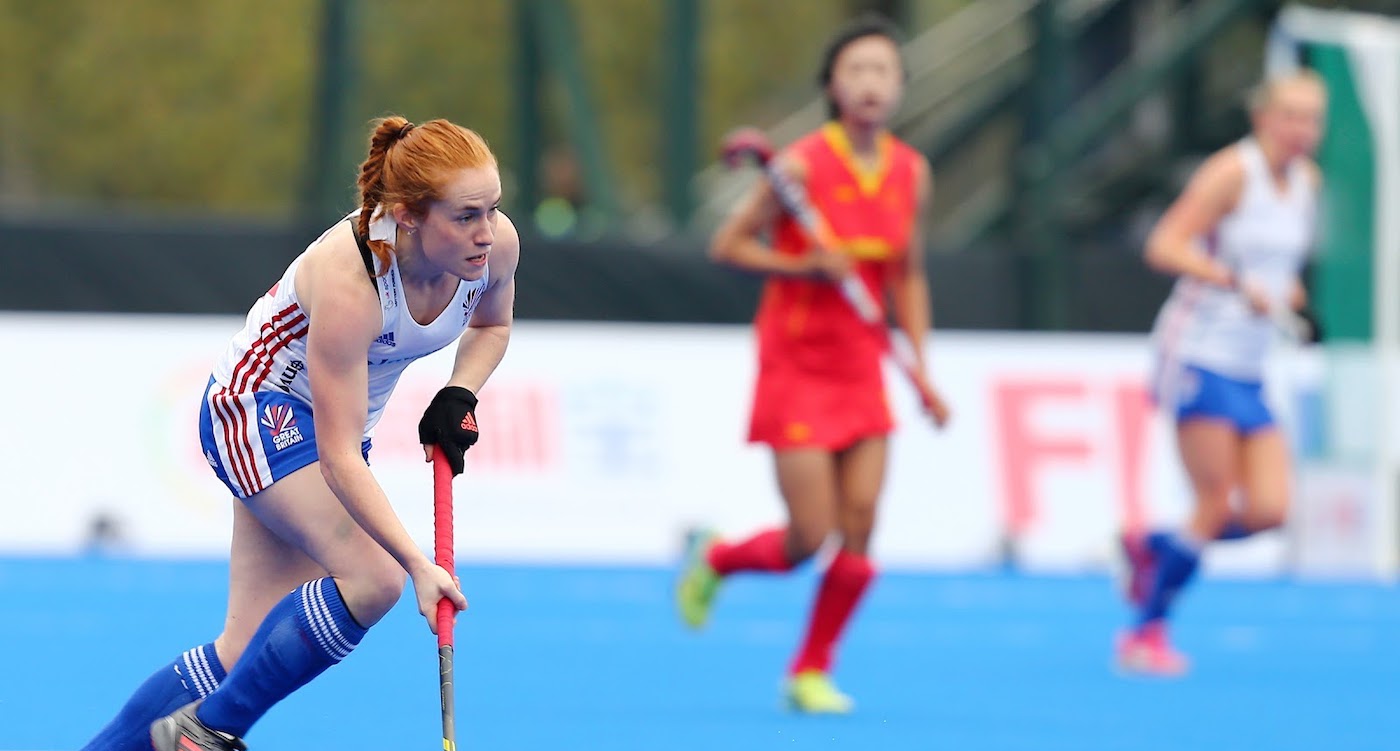 Sarah Jones playing hockey