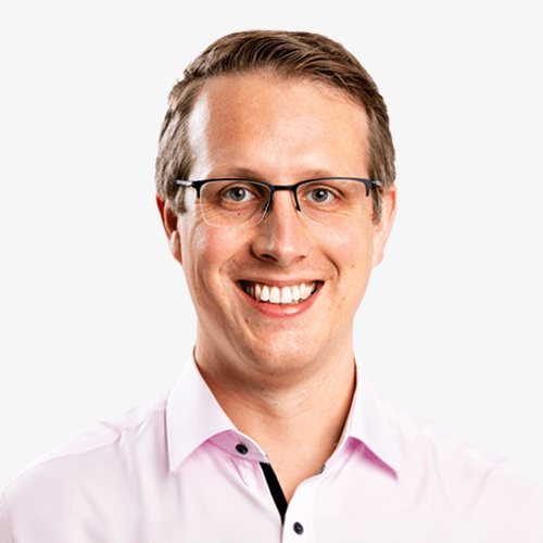 Headshot of Sam Everington