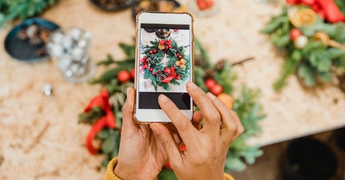 OPEN FOR BUSINESS: Independent shops set for £3.5 billion spending boost as Brits shop local this Christmas