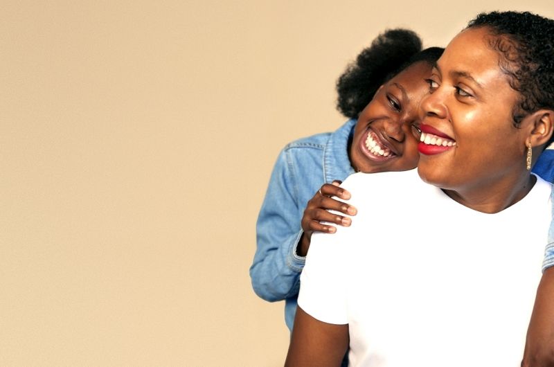 Starling customers Sadé and Davina