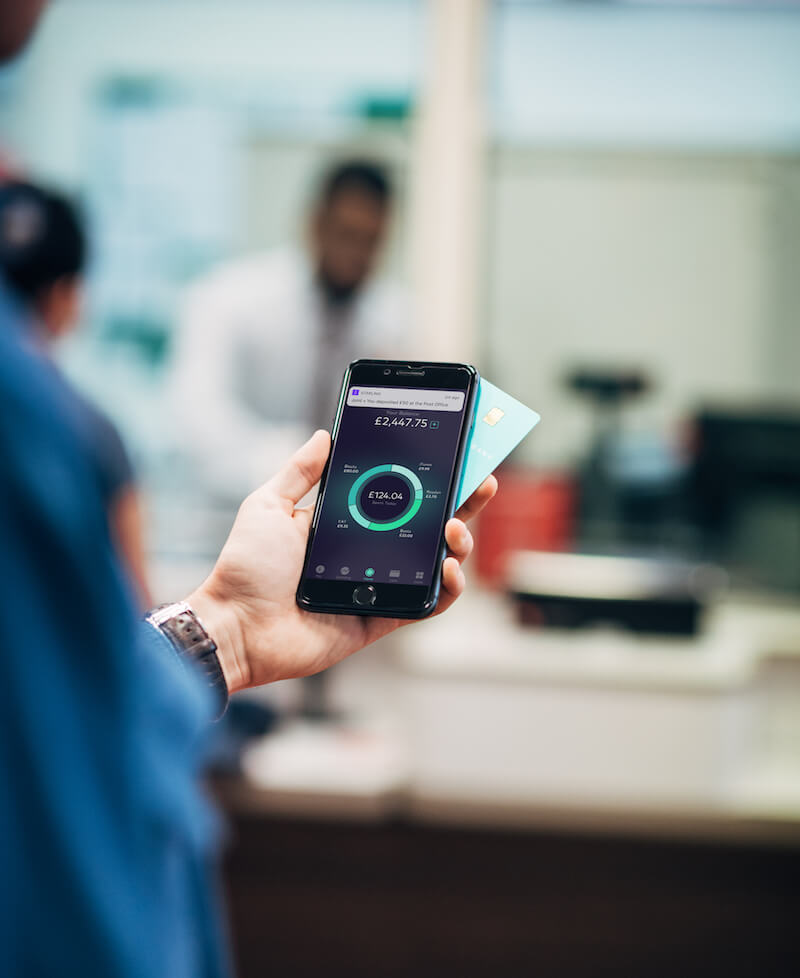 Customer receives notification after depositing cash